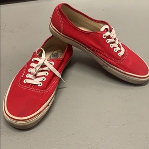 Red vans men’s 9, women’s 10.5